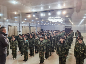 榜样力量，悦动青春 ——万钧学子素质拓展再前行