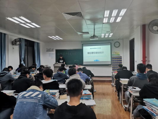 williamhill英国威廉希尔多举措助推学风建设   